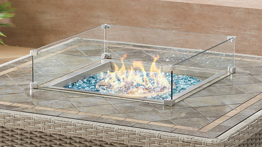 Windscreen for square fire table