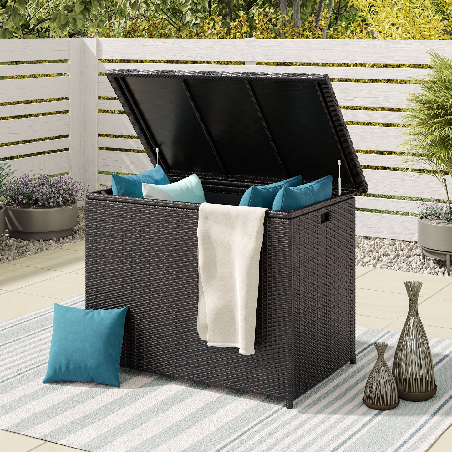 Leo Cushion Box - Small (47 in.)