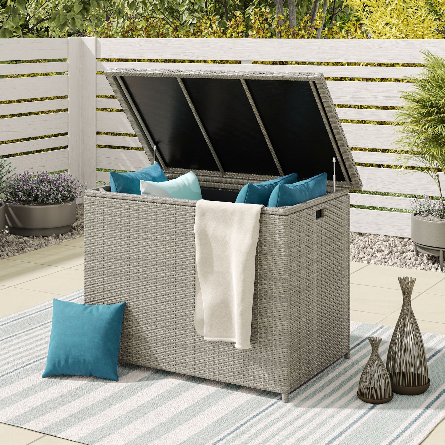 Leo Cushion Box - Small (47 in.)